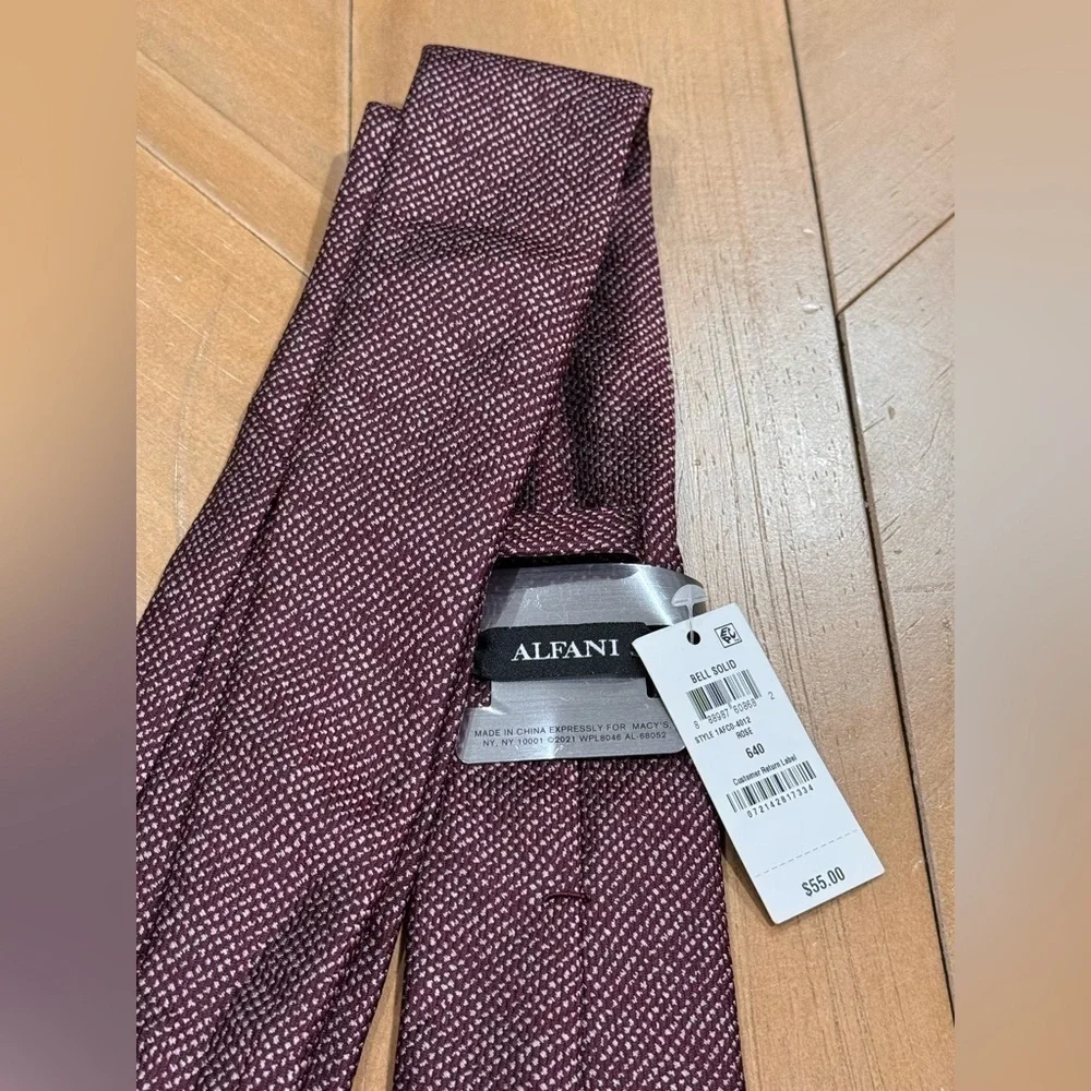 Alfani Mens Necktie Bell Solid Burgundy Slim Tie